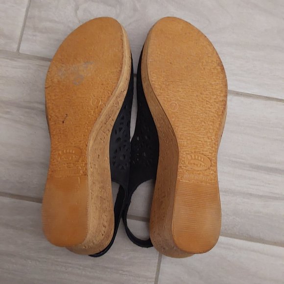 Spring Step ORELLA Black Leather Cut Out Sling Back Wedge Sandal.  Size 7 - Picture 5 of 5